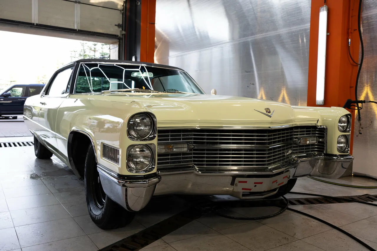 Cadillac Coupe DeVille 1966 — Приехал по подарочному сертификату, пробег 48 тыс. км